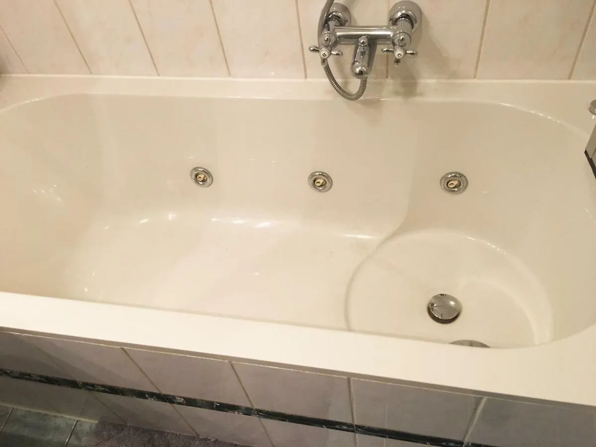 B&B Looier Амстердам 0*,